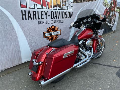 Yankee harley - Yankee Harley-Davidson® Don't miss out! 17 people have recently viewed this. Book test ride Request details Value your trade. 860-583-8484. Related models. 2022 FLHCS Heritage Classic 114 $17,995 . Condition: Pre-owned; Year: 2022 ; Color: REEF BLUE/BLACK W/PS ...